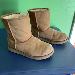 UGG Kids Boots Size 3